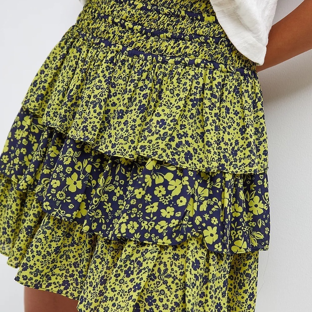 Current Air Floral Tiered Skirt in Green and Black - Picture 2 of 7
